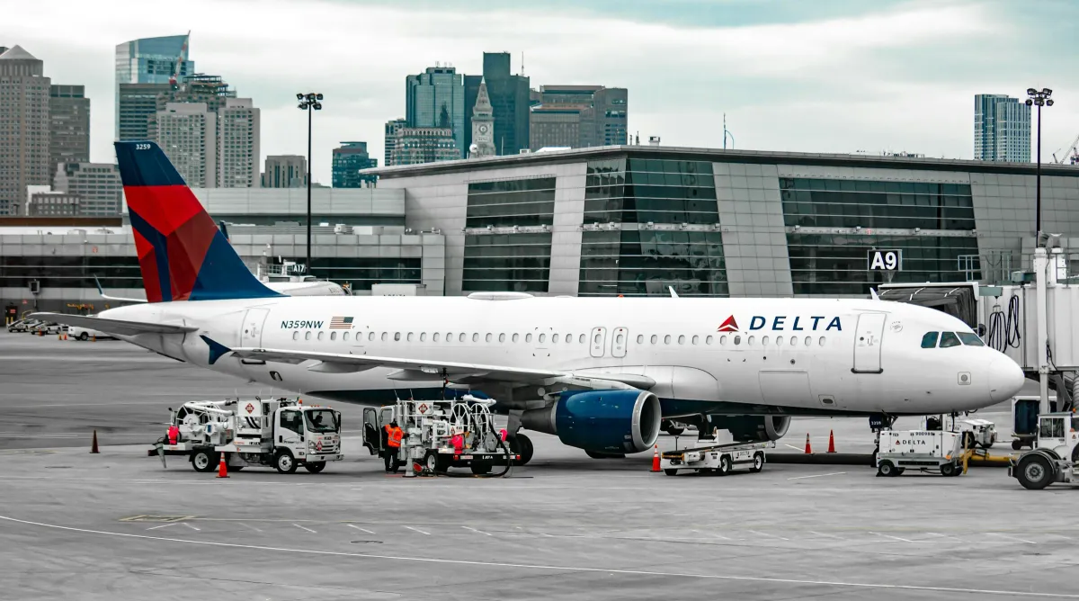 Delta Navigates Economic Headwinds with Premium Strategy