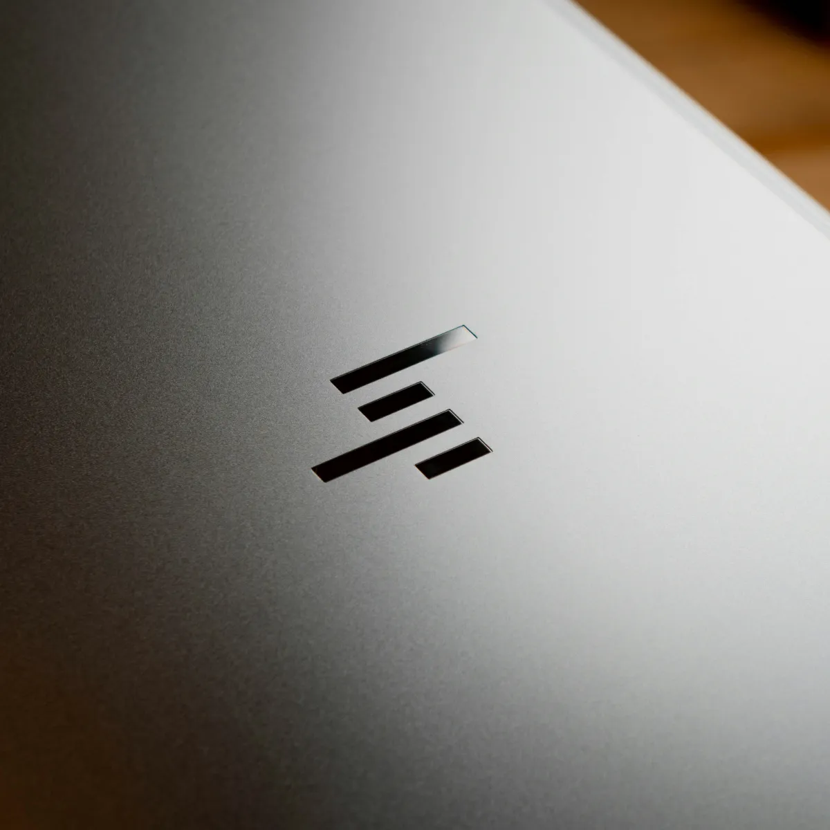 JPMorgan Downgrades HP Stock: What Investors Need to Know